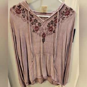 Purple pullover long sleeve top with hood